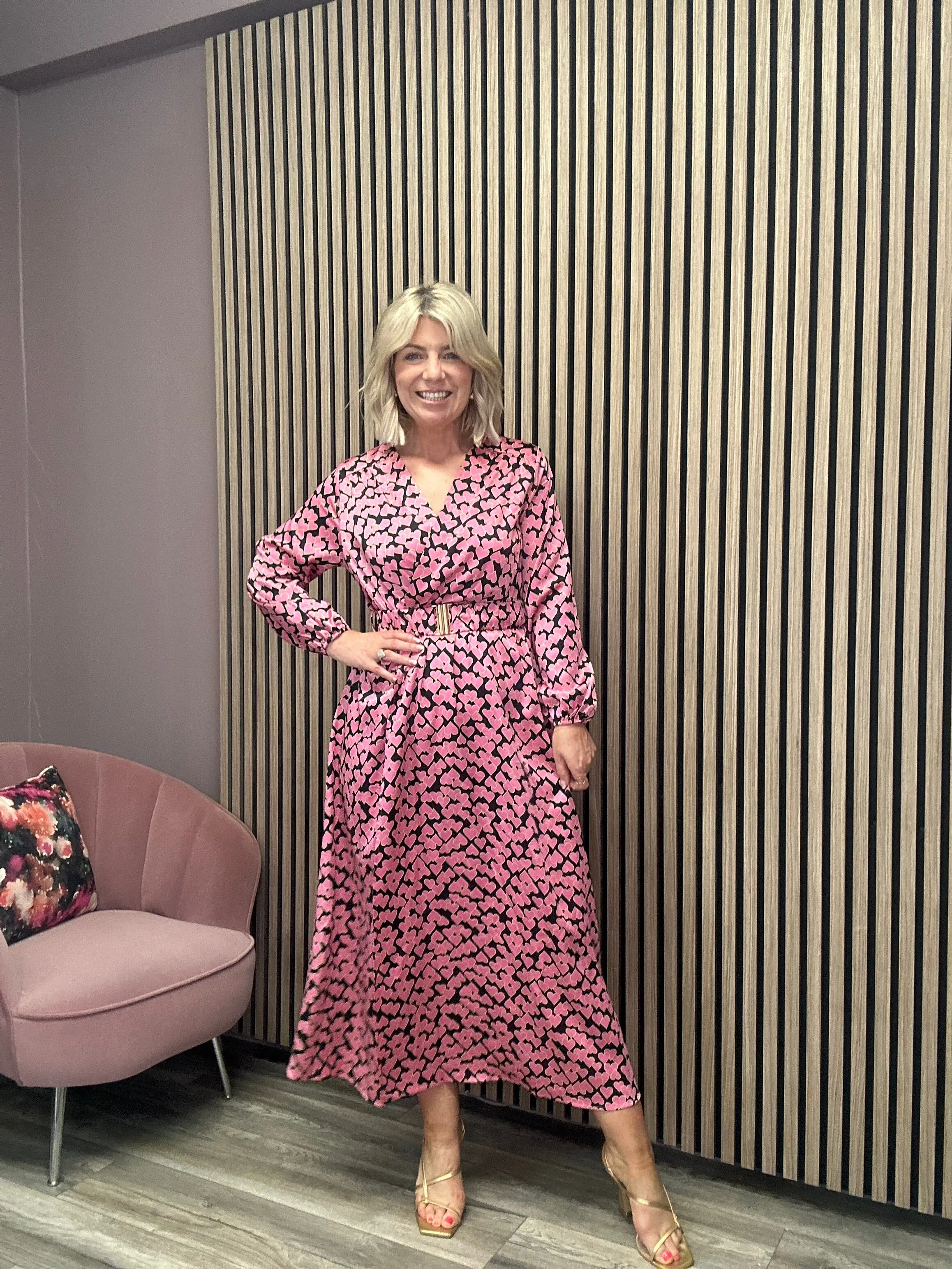 BRIANNA MIDI DRESS (PINK HEART)
