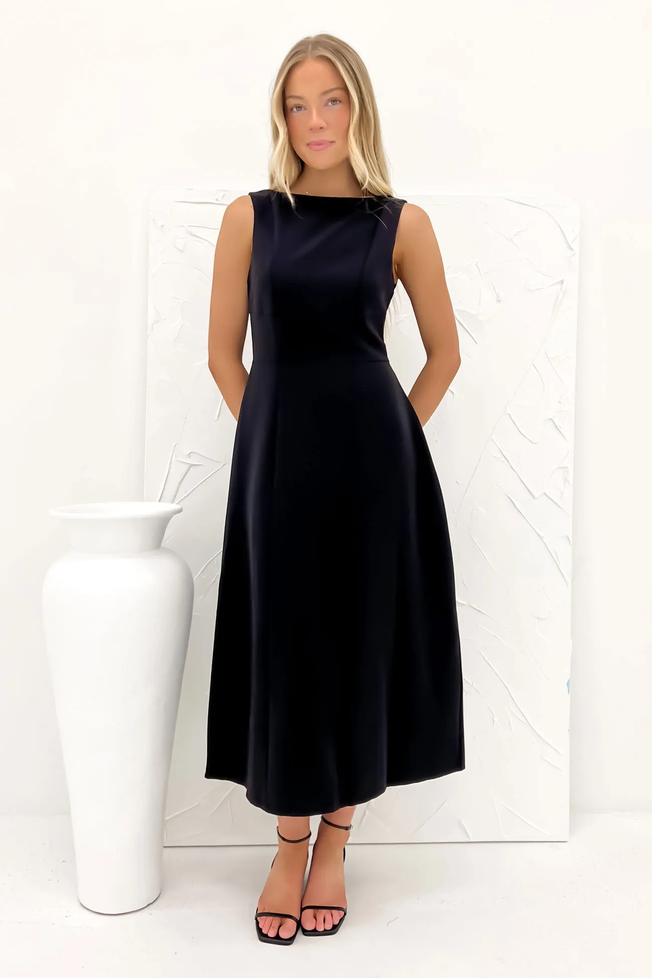 Briony Midi Dress Black