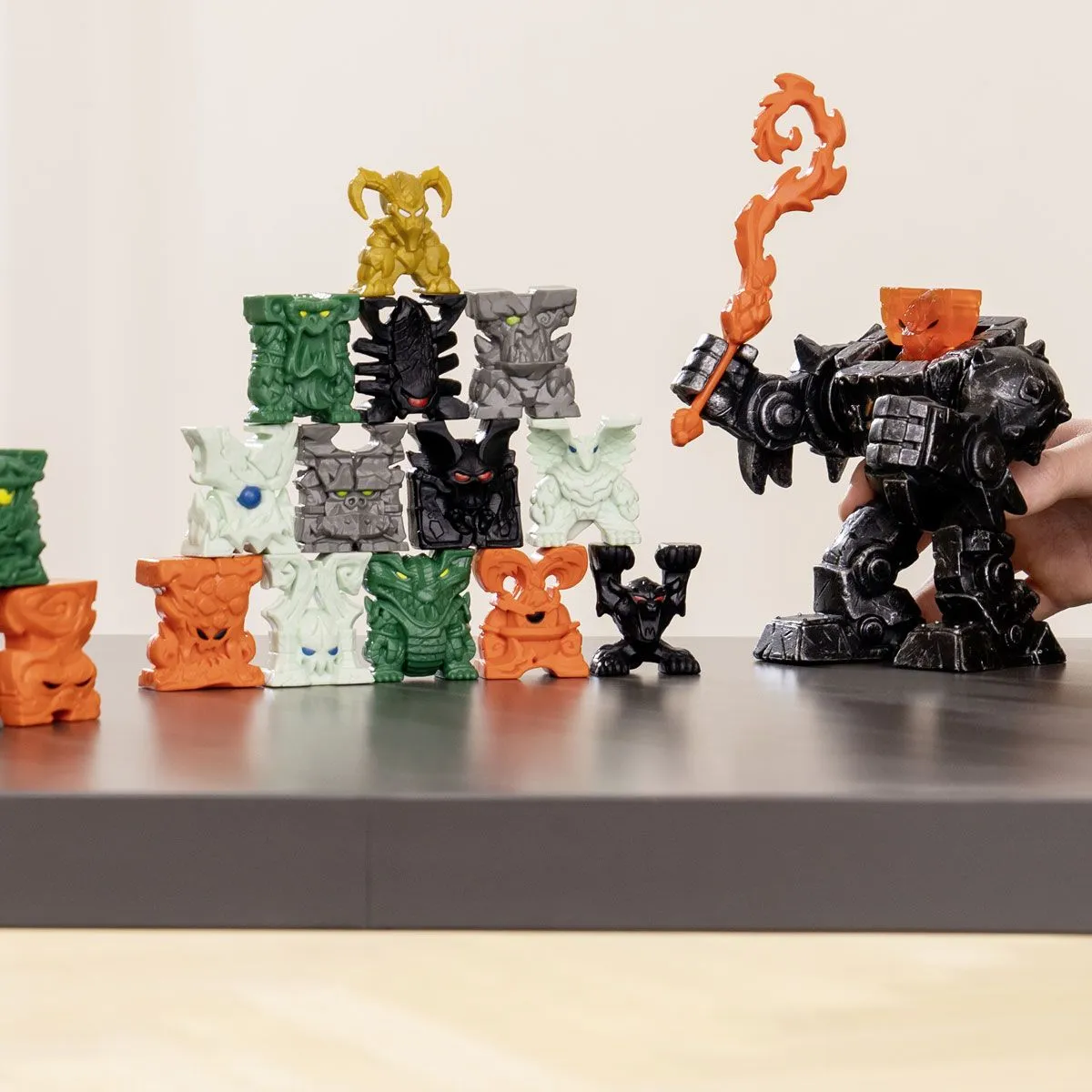 ELDRADOR® Mini Creatures Shadow Ice Robot