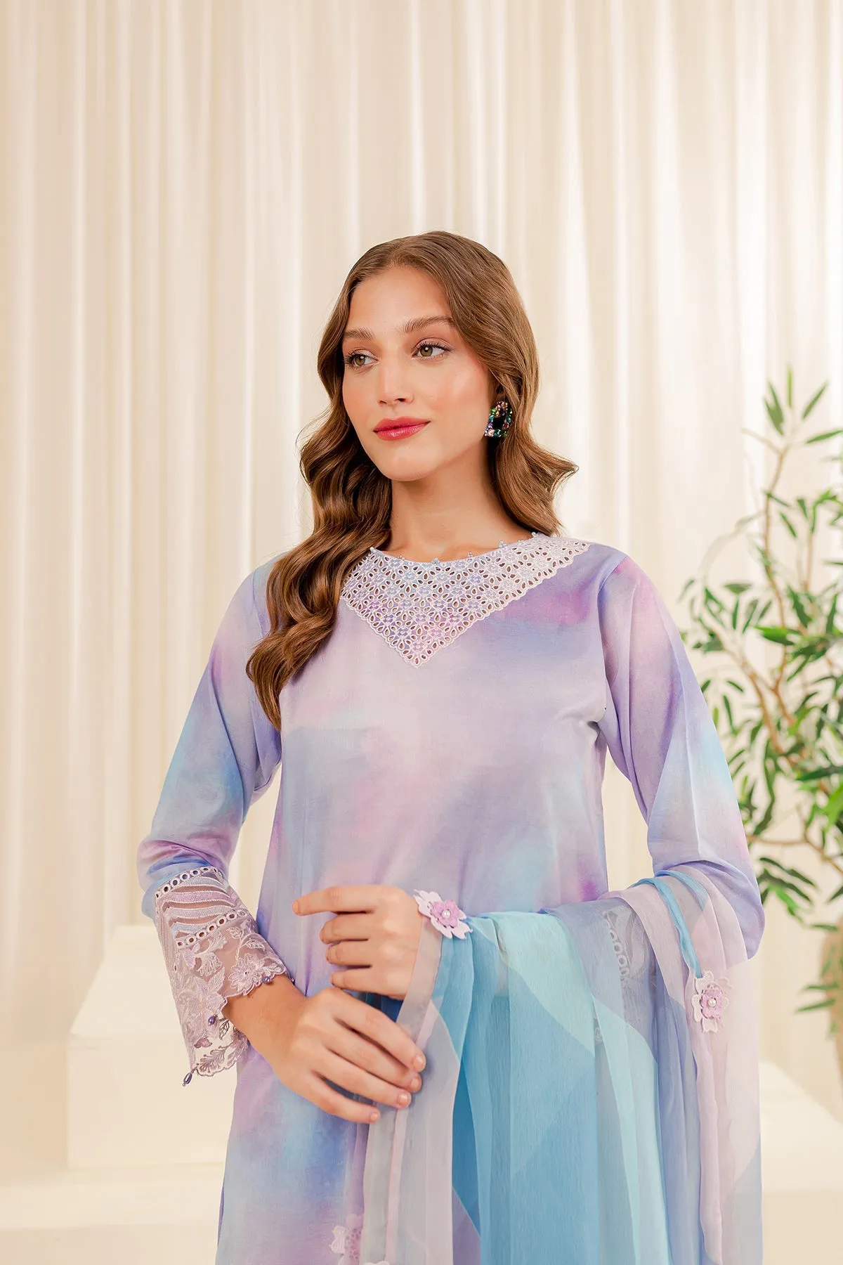 Farasha Embroidered Essentials Lawn Collection 2024 – Snowy Dove