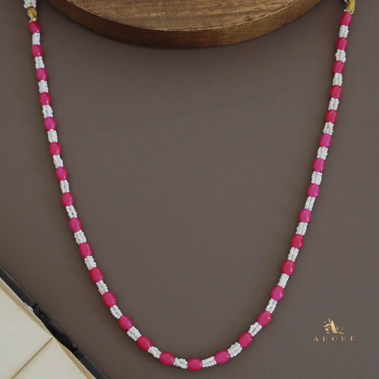 Hermina 1 Layer Neckpiece