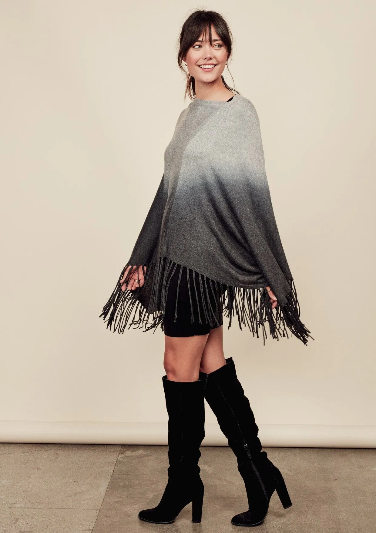 Luce Poncho
