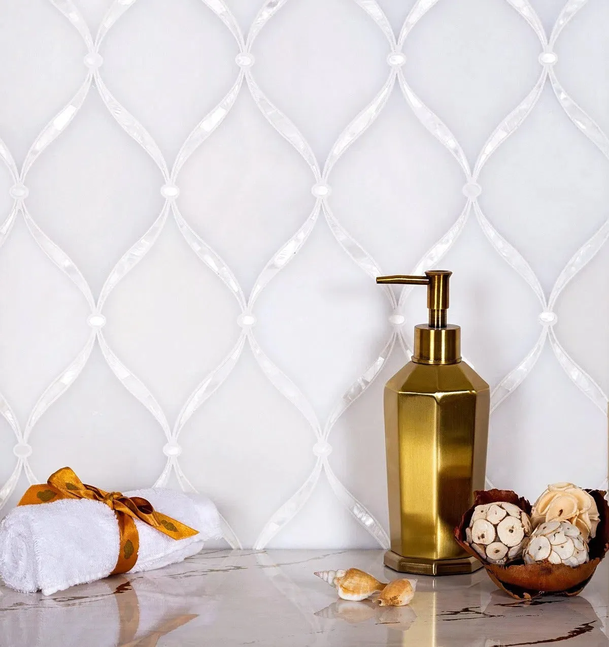 Pearl Chic White Marble & Mother Of Pearl Waterjet Mosaic Tile