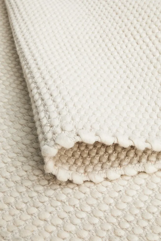 Skandi 300 Rug (White) by Rug Culture